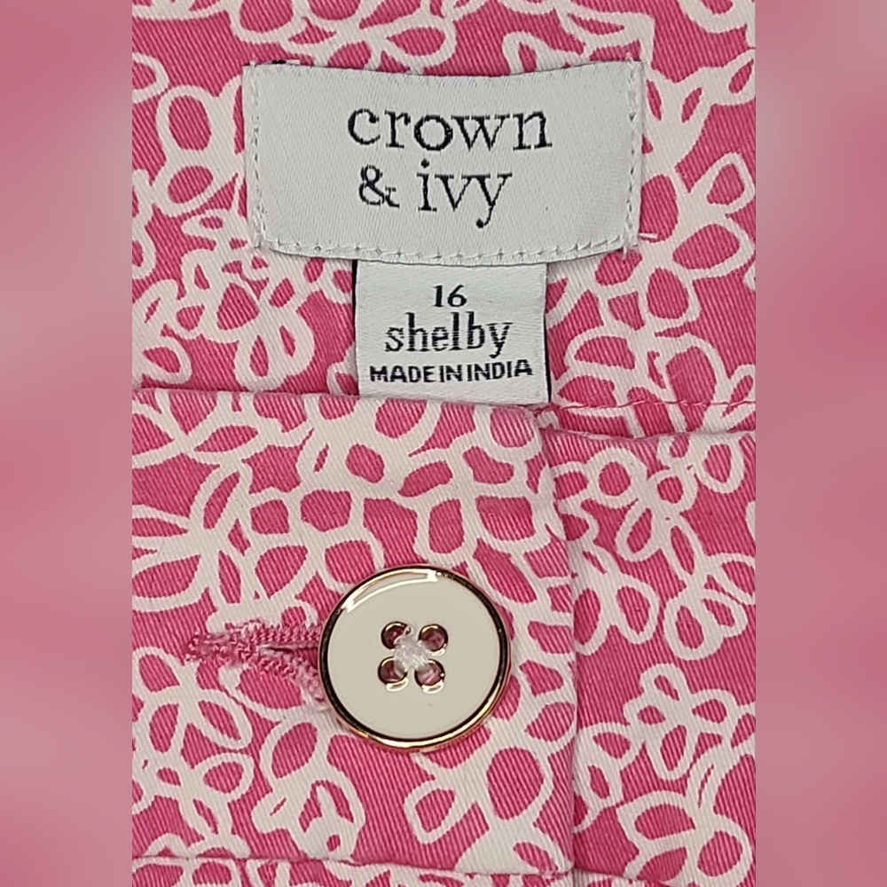 Crown & Ivy - Women's Floral Print Shorts with Scalloped Edge, Sz 16 - Picture 5 of 5